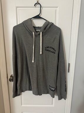 PINK Victoria's Secret Gray Chi-Town Chicago Hooded Sweater